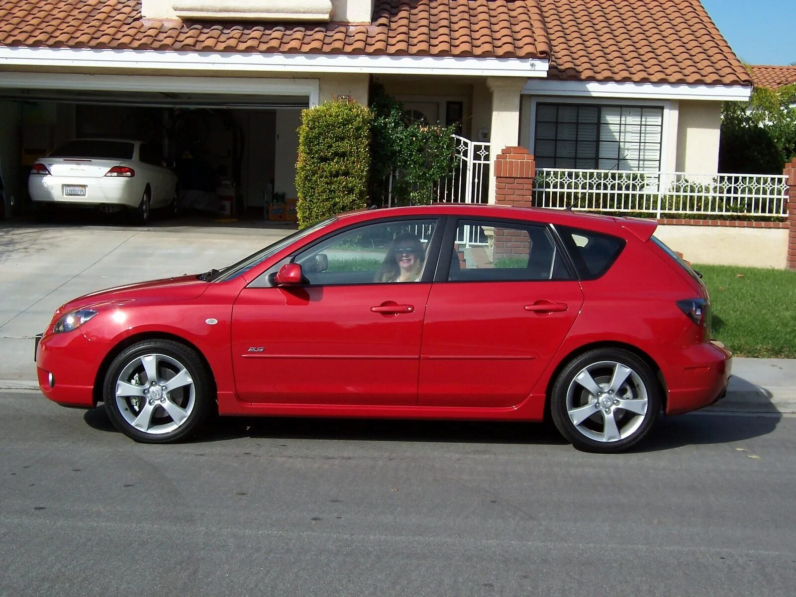 Мазда 3 2004. Мазда 3 хэтчбек 2004. Mazda 3 2002 хэтчбек. Мазда 2004 3 хэтчбек 2,0. Мазда хэтчбек 2005