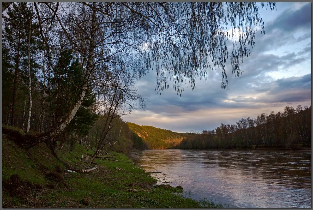 Тихо струится река серебристая. Природа Урала Весна. Природа Урала весной. Весенний пейзаж Урала. Весна на Южном Урале природа.