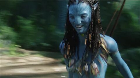 Zoe Saldana as Neytiri in Avatar (2009). 