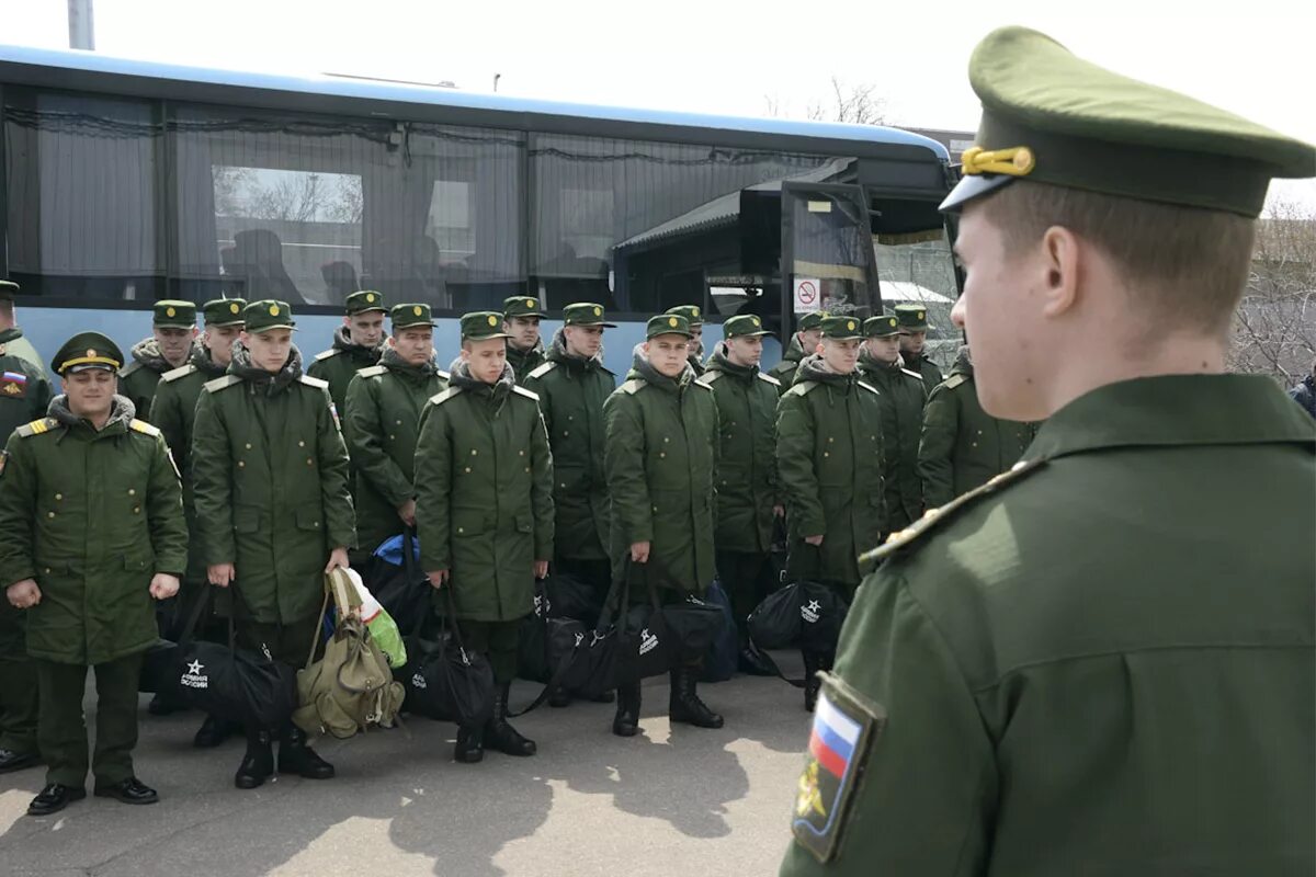 Российский комиссариат. ВЧ 14272 Знаменка. Военные сборы запасников в 2022 году в России. Военный призыв. Военная форма призывная.