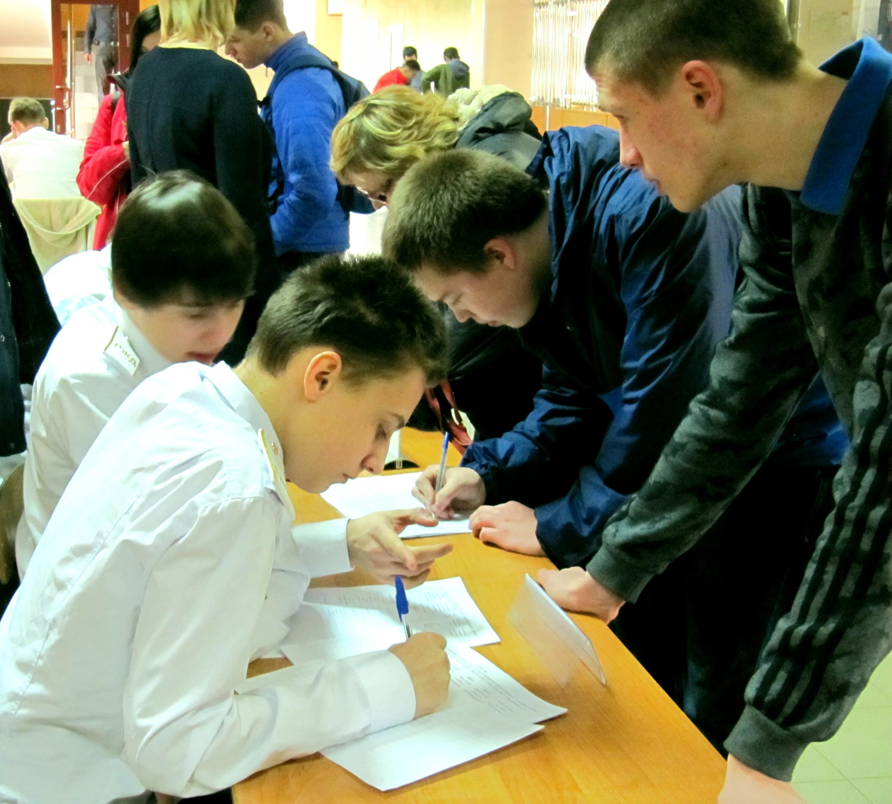 Колледж железнодорожного и городского. Железнодорожный колледж в Москве после 9 класса. Железнодорожный техникум Пенза. МКЖТ студенты.