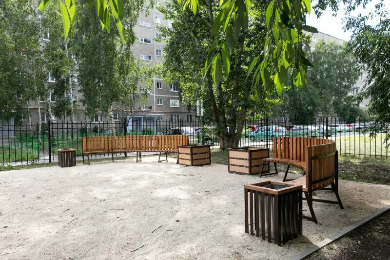 нижневартовск площадь города. площадь двух фонтанов уфа. рождественский поселок цитадель тула парк-отель. светлый город серпухов. парк дружбы народов батайск план.