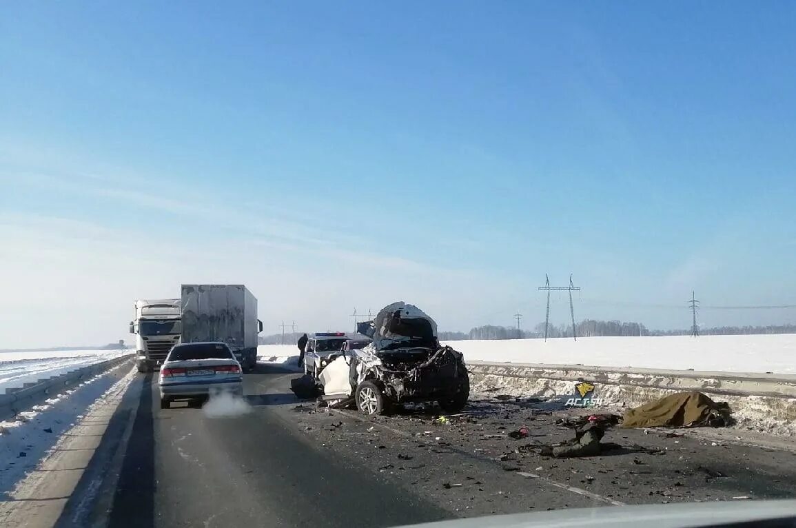 Дтп болотное. ДТП трасса р255 Новосибирск. ДТП на трассе Томск-Новосибирск 24 декабря. ДТП на трассе Кемерово Новосибирск. Смертельное дип на трассе.