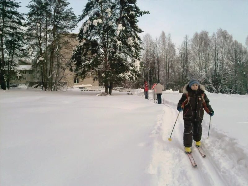 Красный яр уренский санаторий нижегородская. Санаторий красный Яр Пермский. Санаторий красный Яр Кишертский район. Санаторий красный Яр Пермский край. Санаторий красный Яр Нижегородская область.