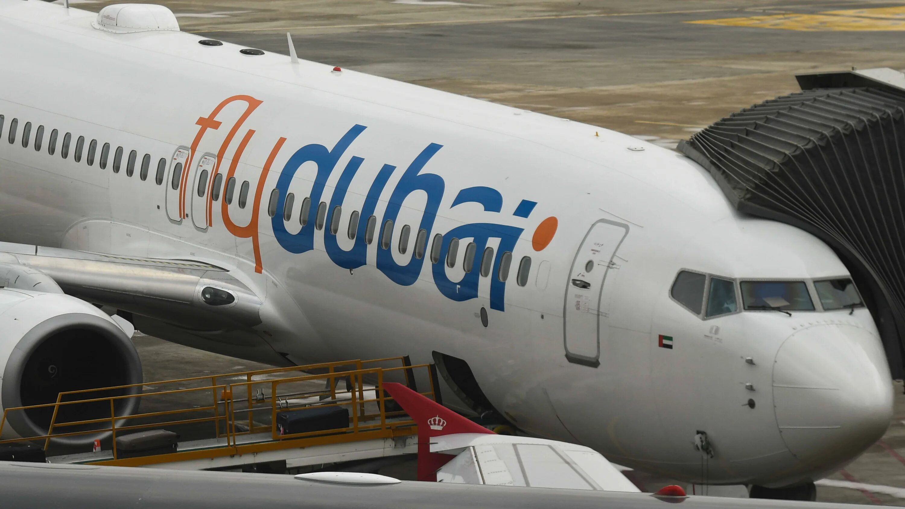 Fly dubai рейс. Flydubai самолеты. Flydubai Ростов. Самолет Махачкала Дубай. Flydubai в Москву.