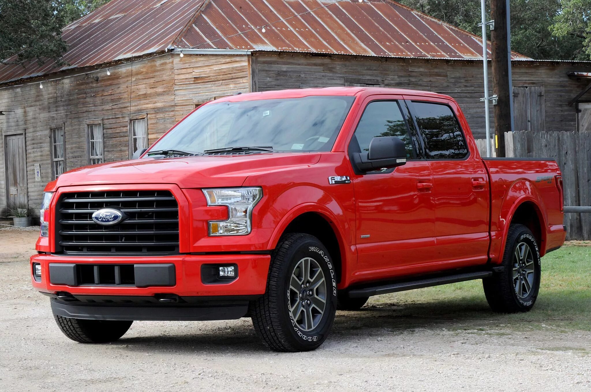 Форд куплю в магазине. Ford f150. Ford 150. Ford f150 2015. Форд ф150 электро.