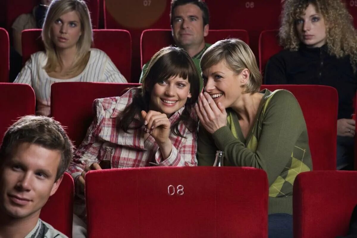 The cinema is than the library. Разговор по телефону в театре. Разговаривают во время спектакля. Разговаривать в театре.