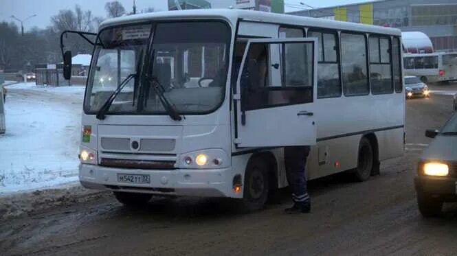 Автобус унеча стародуб. Автобус клинцы 7 711 паз. автобус клинцы паз. автобус клинцы 5. паз 3204122-14 клинцы.