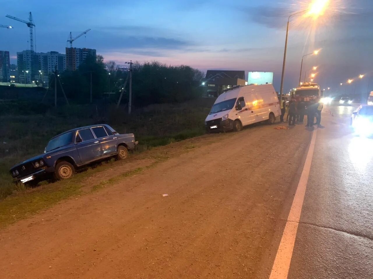 Загородное шоссе оренбург сегодня. Авария на загородном шоссе оренбург сегодня. Авария на загородном шоссе оренбург сегодня. Авария на объездной оренбург. Дтп оренбург 23 августа 2022.