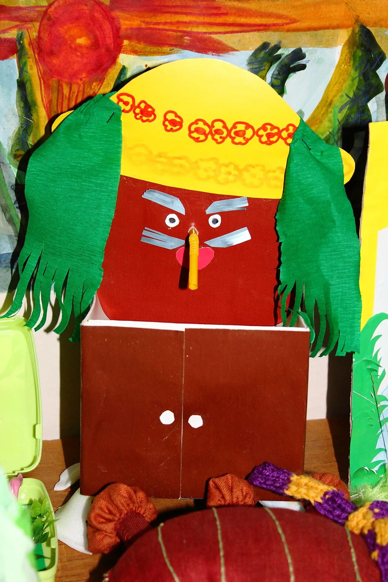 Поделки на тему чуковского. Выставка рисунков корнея чуковского. Поделка сказочный герой. Чуковский поделки. Выставка поделок по сказкам чуковского.