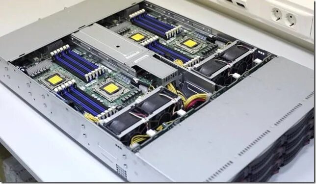 Серверный модуль. Supermicro 6026tt-tf. модульный сервер. supermicro trinity. supermicro 825 открытие крышки.
