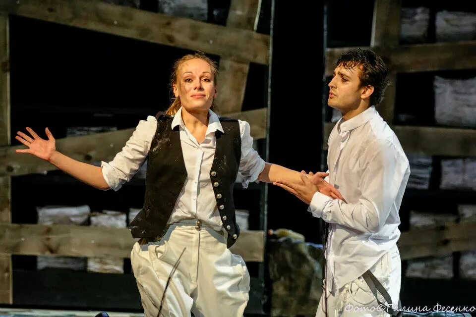 сирано де бержерак спектакль мхт. сирано де бержерак антипенко. сирано де бержерак мхт чурсин. сирано де бержерак спектакль на малой бронной. сирано де бержерак спектакль.