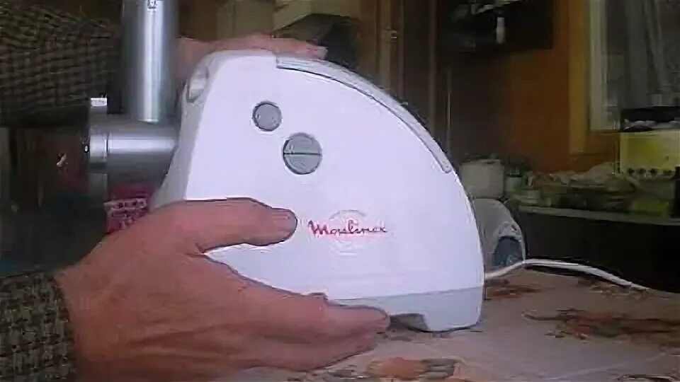 Мулинекс нв6 мясорубка двигатель. Разобрать мясорубку мулинекс hv4. Неисправности электромясорубки мулинекс. Сломалась мясорубка мулинекс. Как разобрать мясорубку мулинекс.