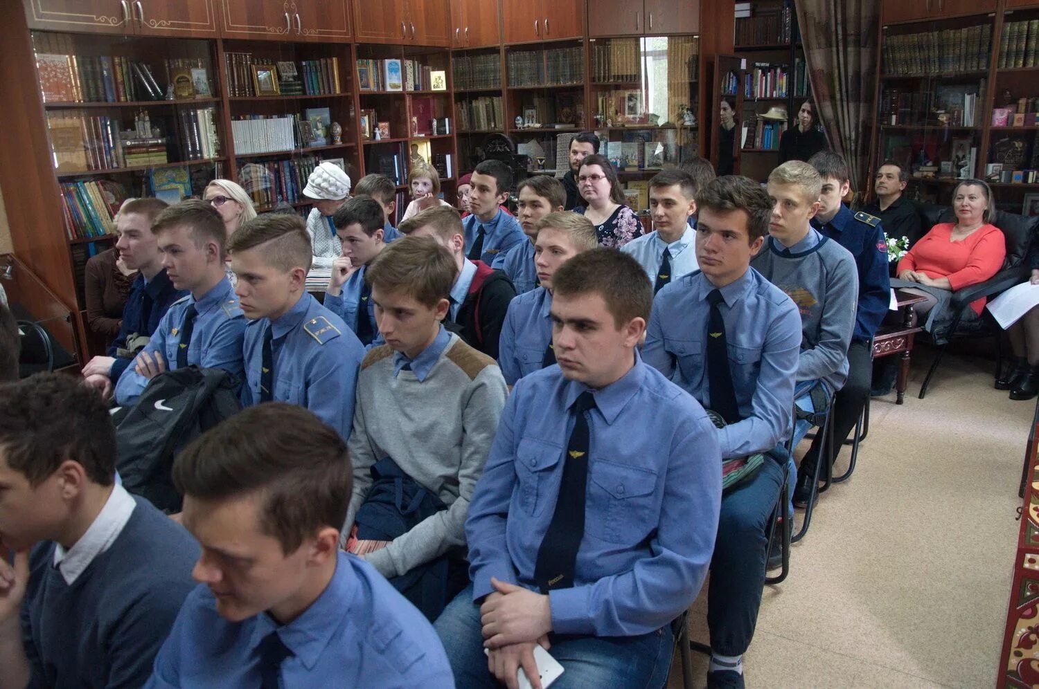 кгбпоу хамк. академия гостеприимства диспетчер. кгбпоу. общежитие город барнаул колледж гостеприимства. кгбпоу блждт барнаул.