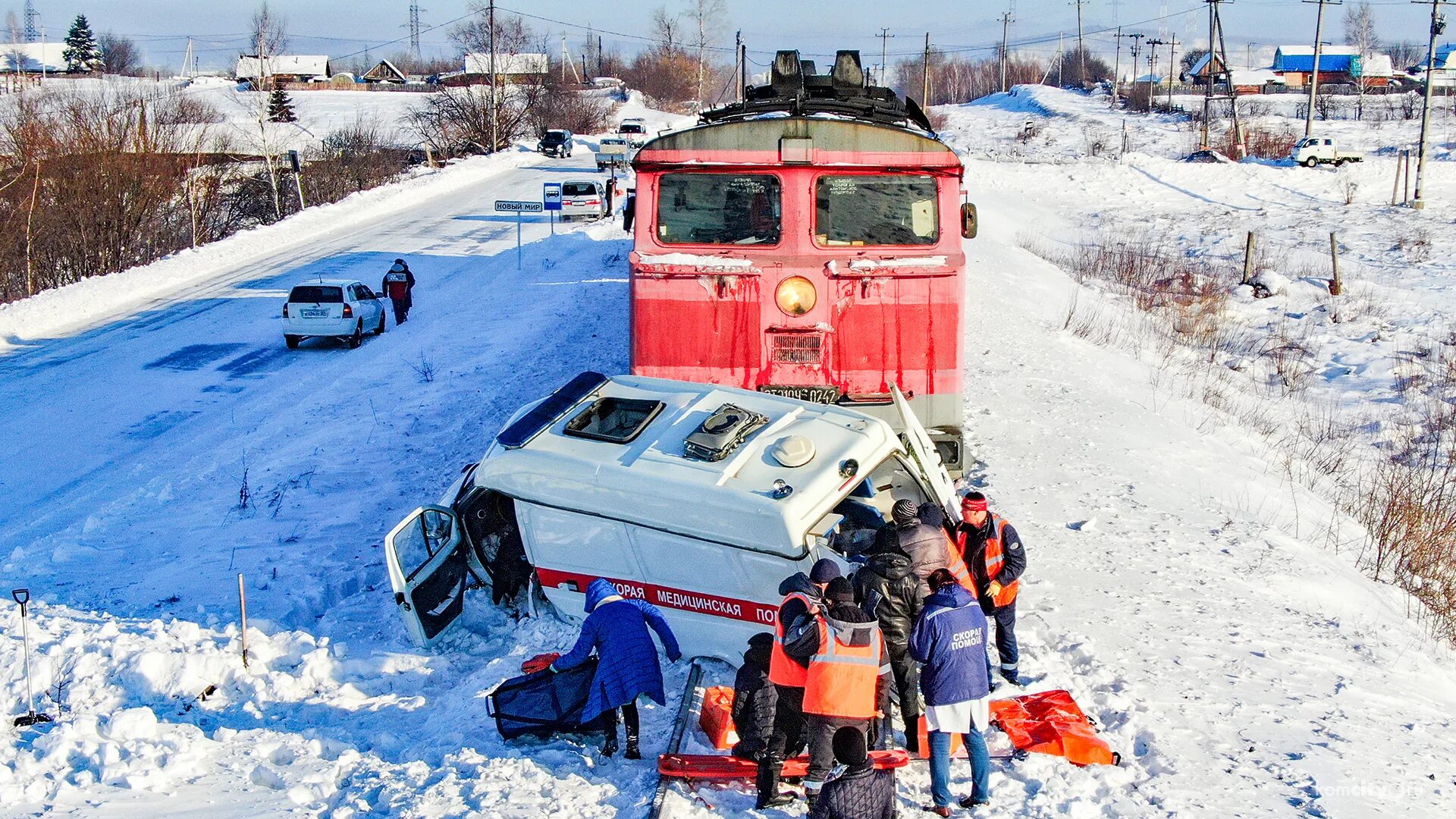 8 декабря 2015. Столкновение поезда с машиной.