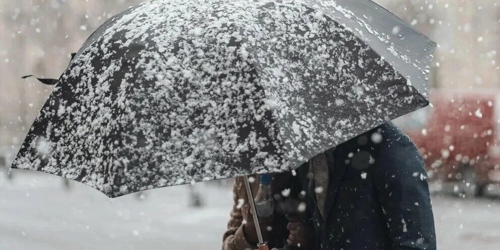 Дождь с градом. Обильные осадки в виде снега. Осадки в виде снега. Зимние осадки. Снег с дождем.