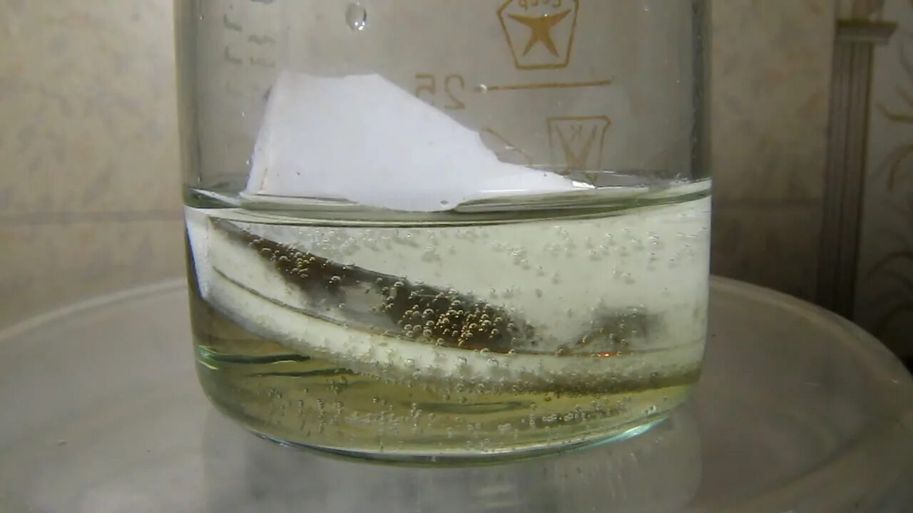 Царская водка и золото. Растворение золота. Соединения азотной кислоты. Золото с соляной. Пероксид титана.