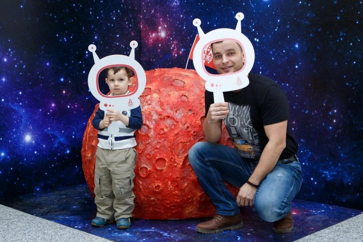 Фотозона на день космонавтики в детском
