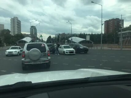 Перекресток ново садовая