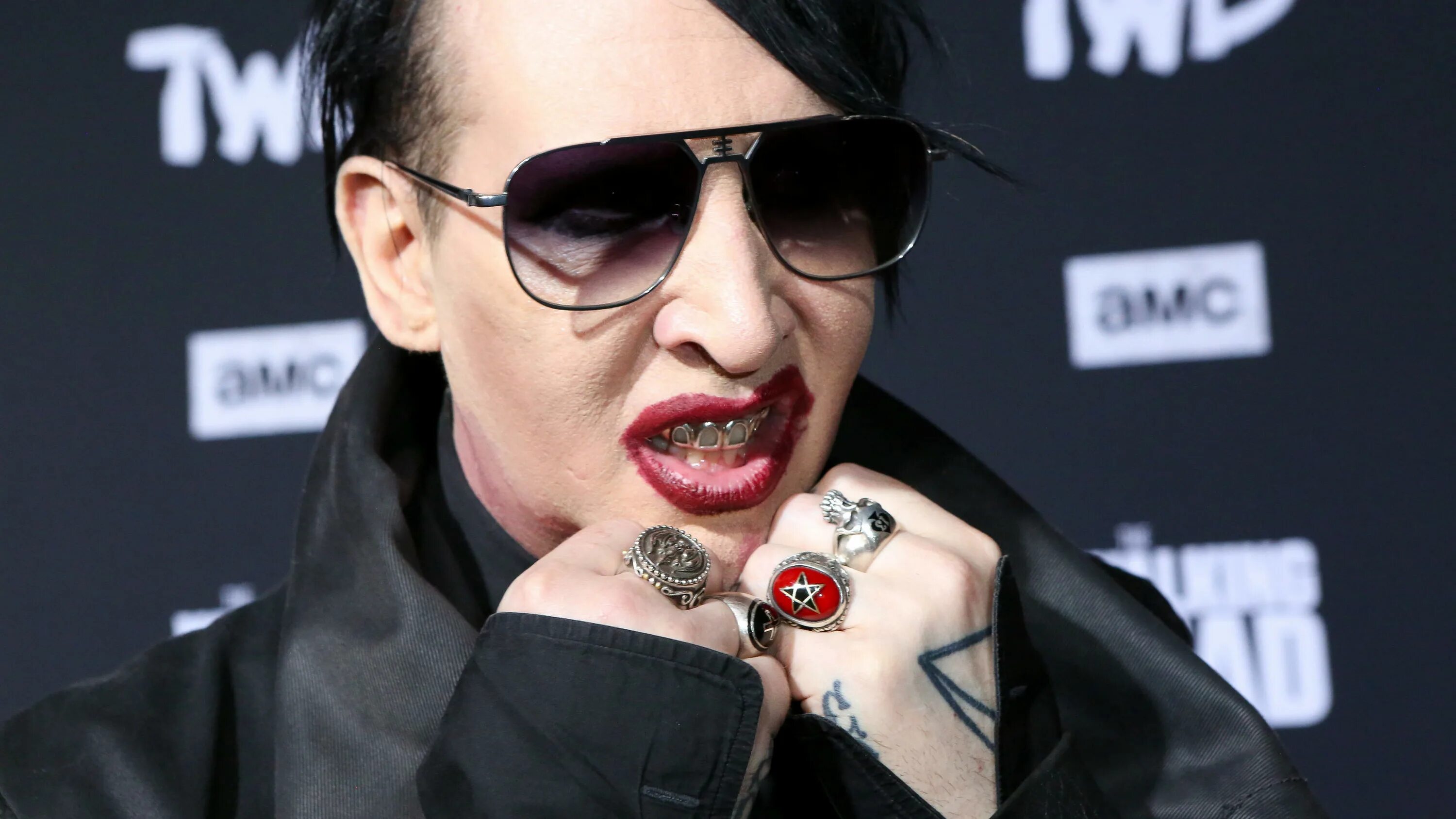 Мэрилин мэнсон сейчас. Мэрилин мэнсон. мэрилин мэнсон 2025. marilyn manson 2025. мэнсон мэрилин мэнсон 2025.