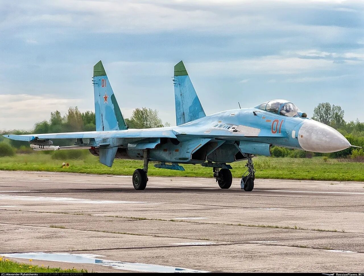 Су 27 р-27р. Су-27 п 06 синий. Су-27 ввс ссср. Су 27п. Су-27 стабилизатор.