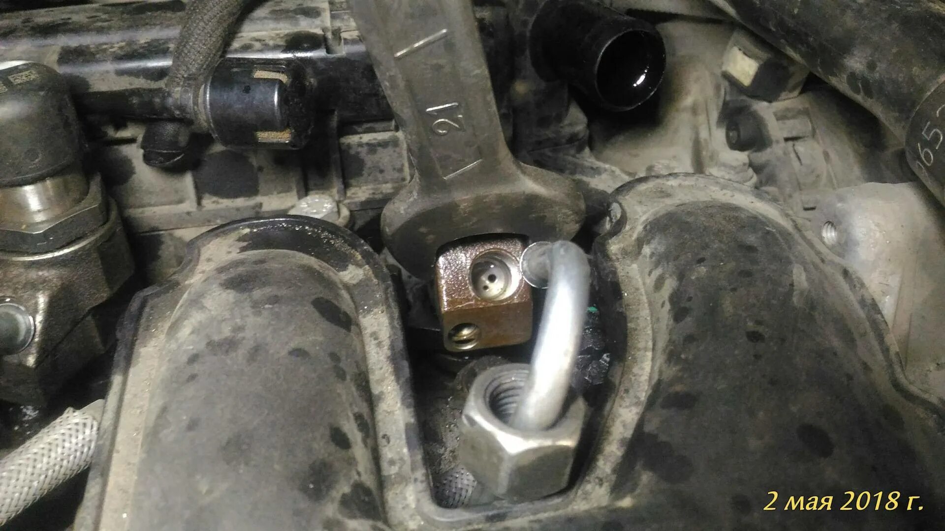 Ваз 2114 глохнет на холостом ходу инжектор 8 клапанов. Форсунка холодного старта ваз 2114. Вибрация на холостых оборотах логан. Дрожит на холостом. Датчик холостого хода опель корса д 1.