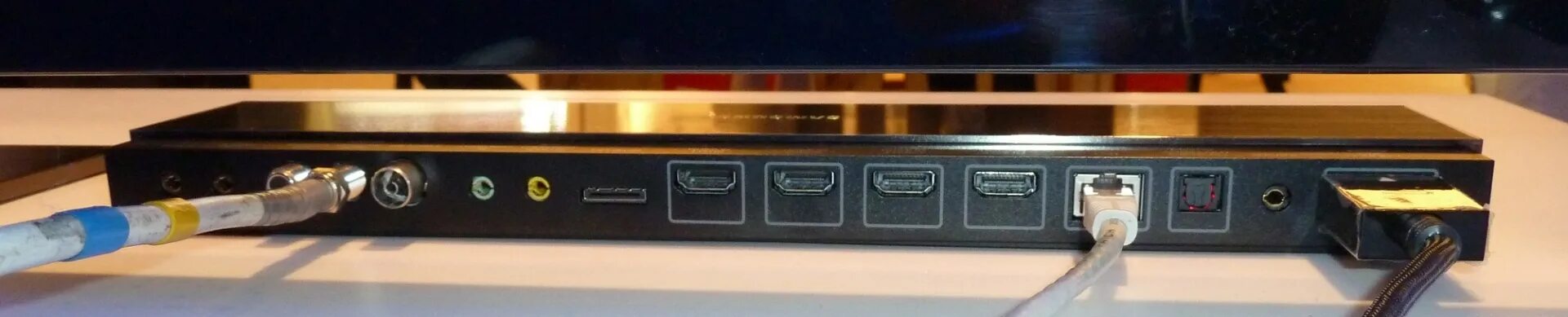 Samsung one connect 55. Samsung one connect box 2022. Qe65qn800a samsung one connect бокс. выносной блок samsung one connect. One connect q950t.