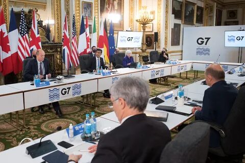 Страны финансисты