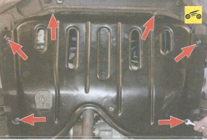 Защита картера пластиковая логан 1. Защита двигателя renault sandero. Защита картера рено логан 1. Защита двигателя рено логан 1. Снять защиту рено логан.