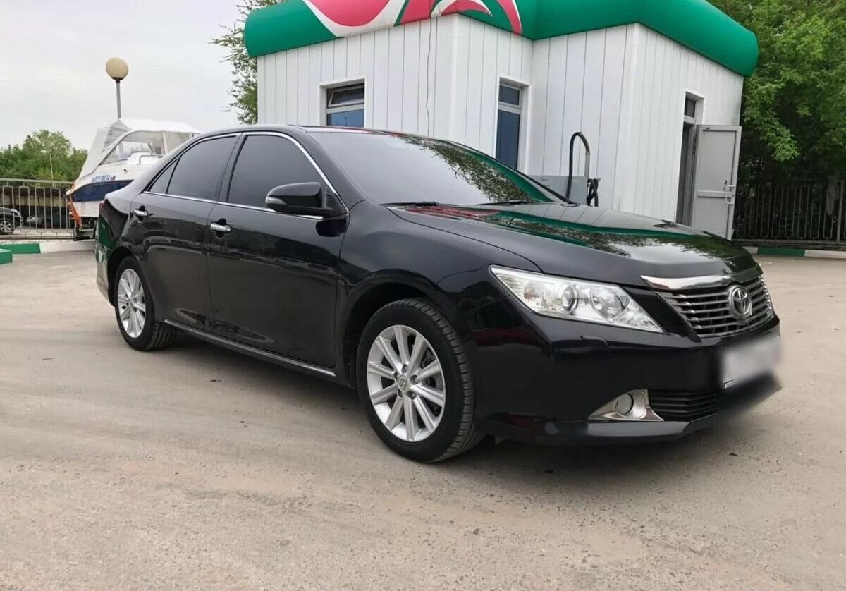 Тойота камри купить бу в россии. Toyota Camry 2013. Toyota Camry 50 2013. Toyota Camry 3 2013. Тойота Камри 2013 черная 2,5.