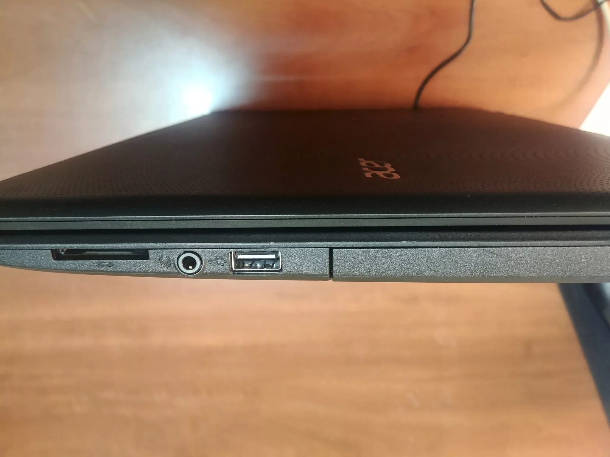 Acer Extensa 2540 Юла. Асер 2540. Ноутбук Acer Extensa ex2540-53ce. Ноутбук Acer с дисководом. Как на ноутбуке открыть дисковод без кнопки