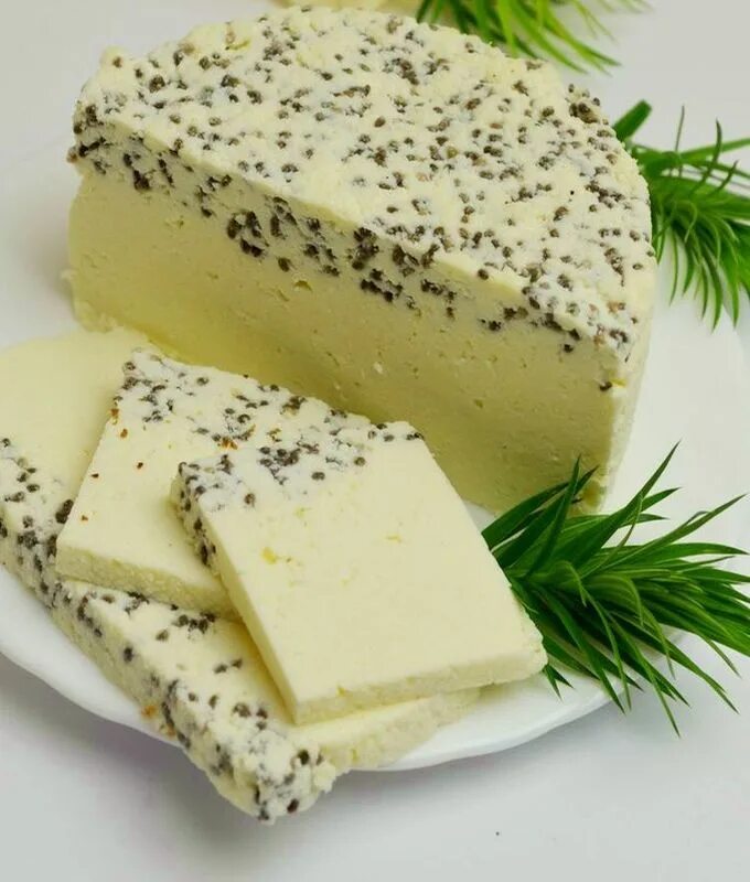 Сыр из молока. Домашний сыр. Домашний сыр из молока. Сыр из молока и сметаны. Домашний сыр из молока и сметаны.