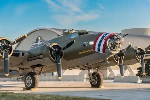 B17 бомбардировщик