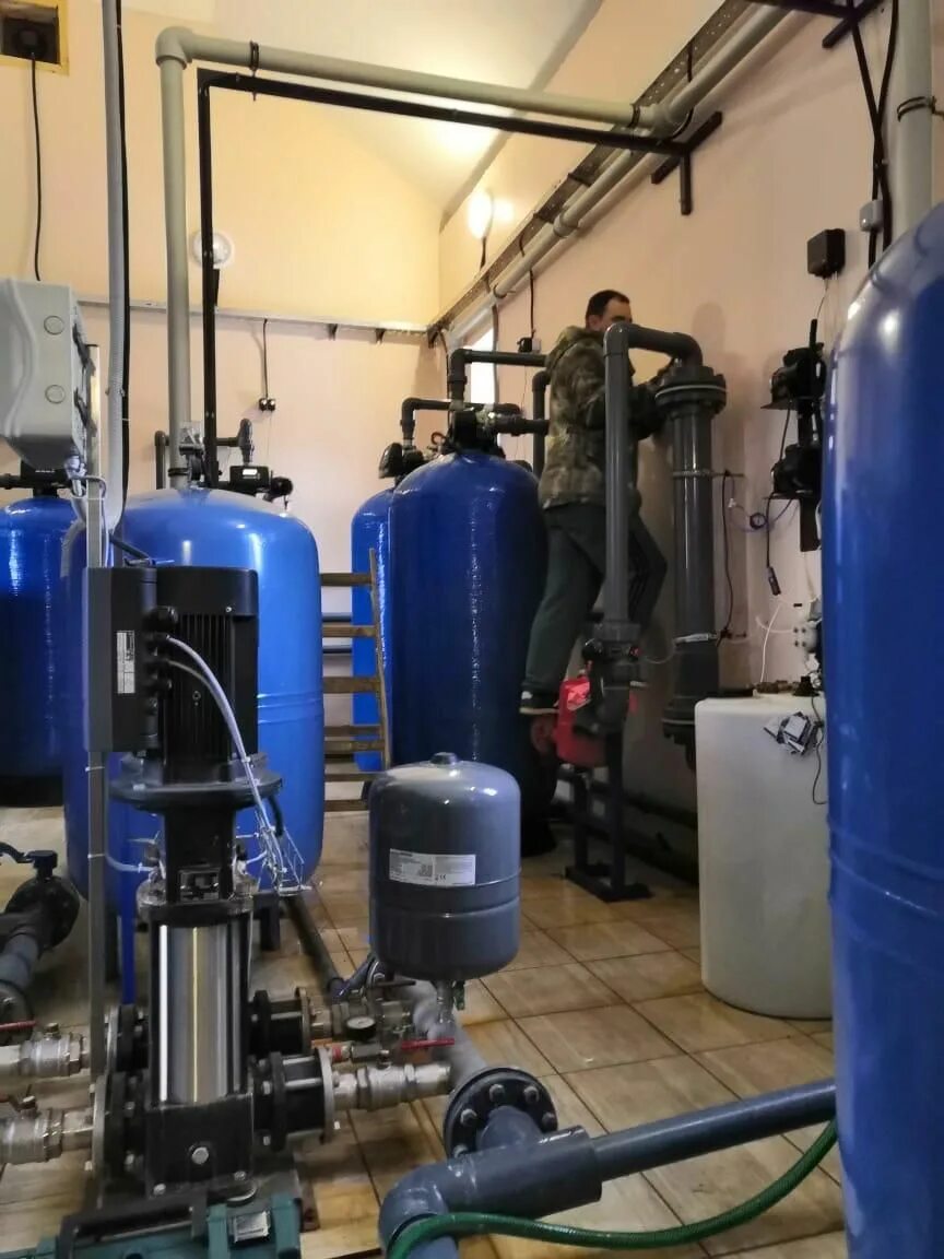 Станция водоочистки промышленная. Водоочистка производство. Химводоочистка промышленный фильтр механический ф 2000. Система водоподготовки гейзер. Промышленная водоподготовка.
