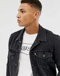 Levis black