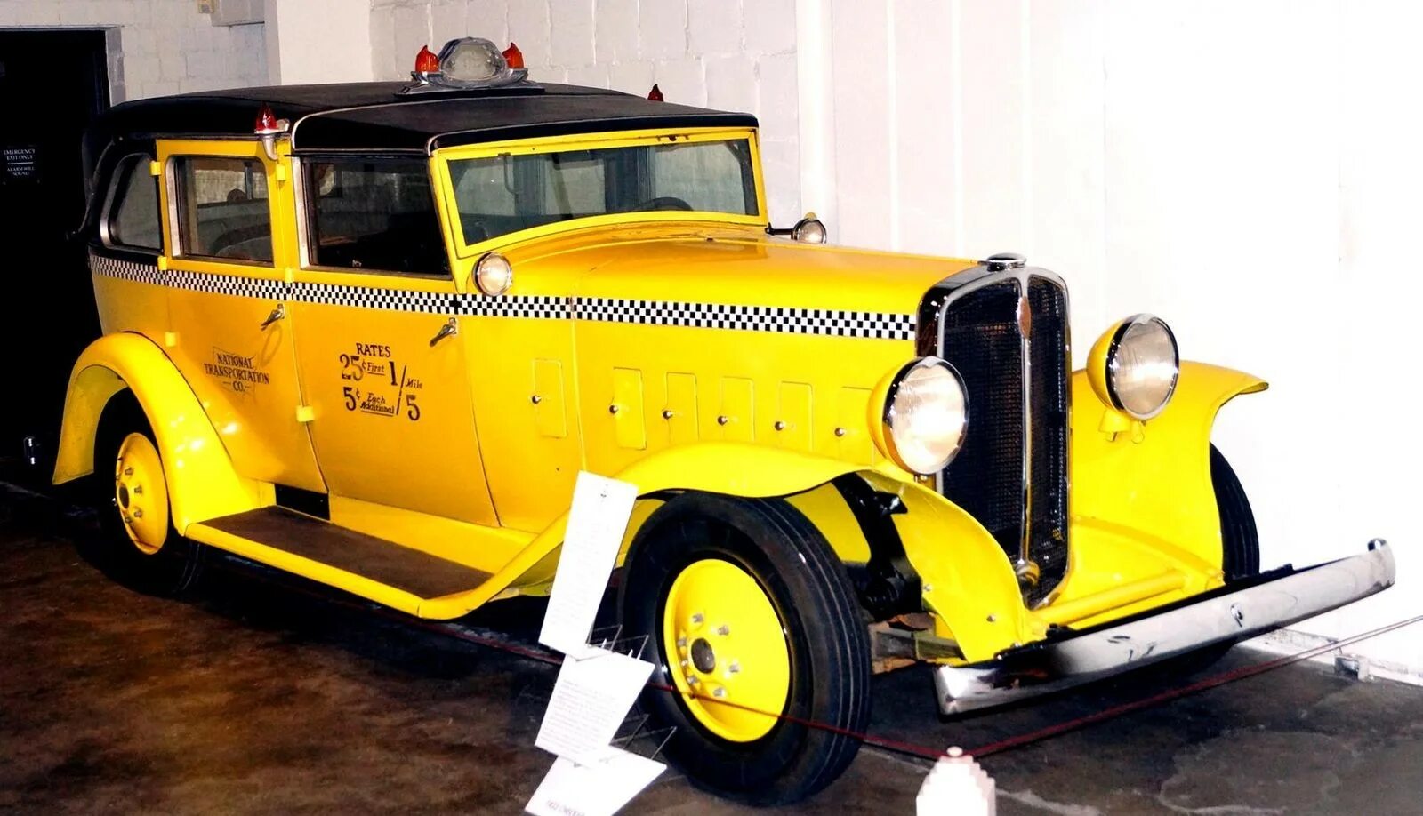 Fiat 509 1925 Taxi. Таксомотор Рено 1925. Таксомотор Москва 1925. Американское такси чекер. Таксомотор москва