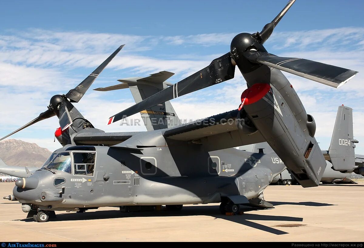 Вертолет самолет человек. Конвертоплан Bell v-22 Osprey. Bell v-22 Osprey конвертопланы. Bell Boeing v-22 Osprey. Конвертоплан Bell Boeing v-22 Osprey.