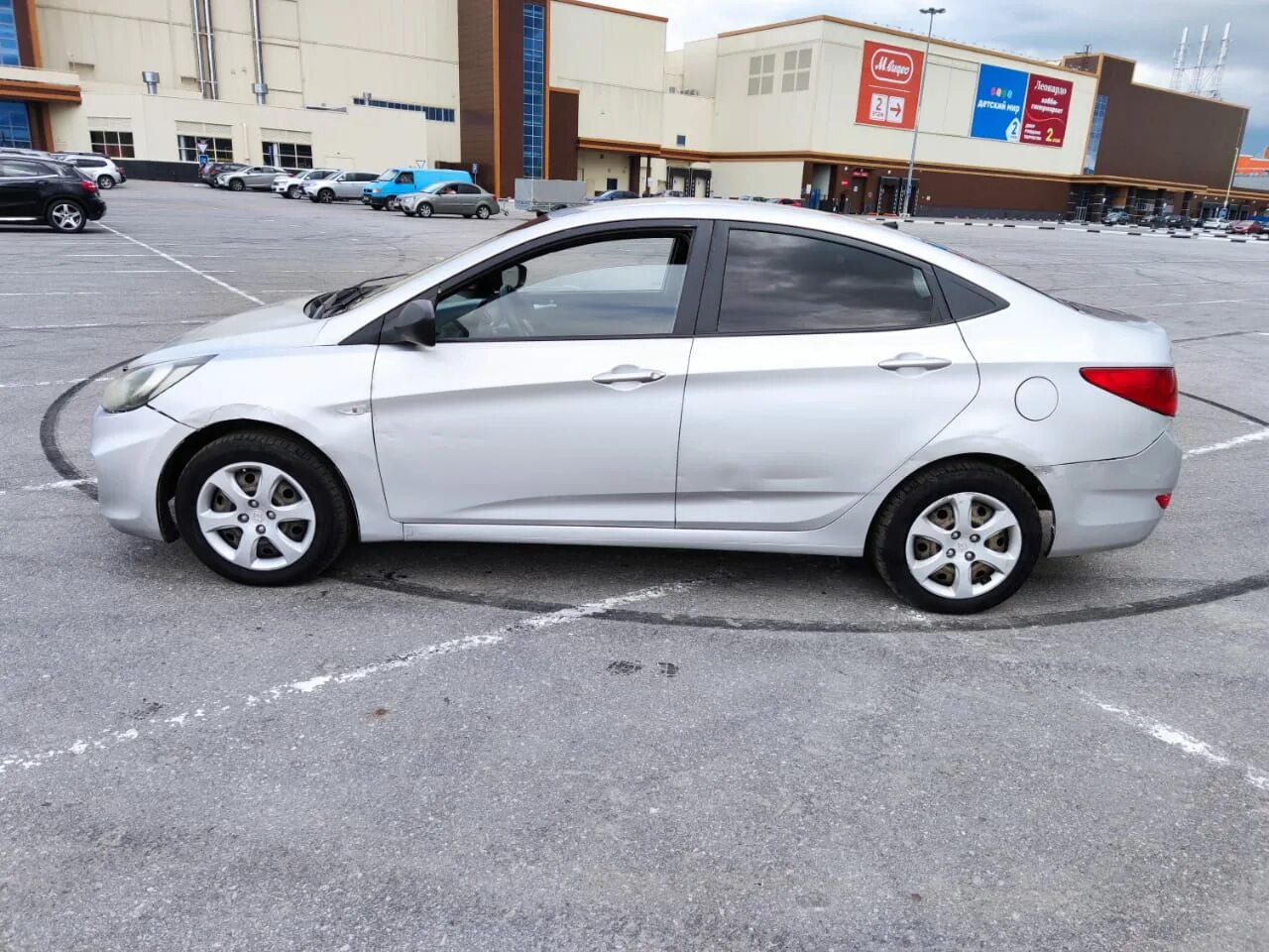 Hyundai Solaris 2013. Хендай Солярис 2013 года. Hyundai Solaris 2013 1.6. Хендай Солярис 2013г. Солярис 2013г купить