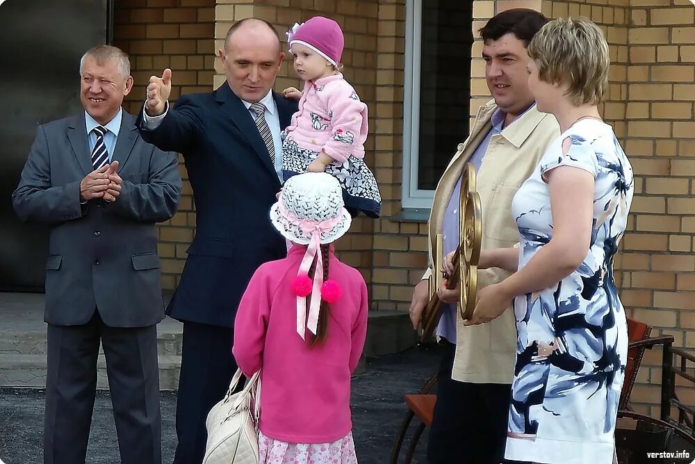 сочинение по дубровскому. вся семья дубровского. рассказ дубровский. семья дубровского. портрет матери дубровского.