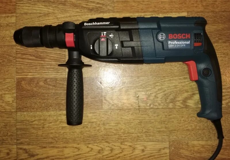 Перфоратор bosch gbh купить. Перфоратор бош GBH 240. Bosch GBH 2-24 DFR. Перфоратор Bosch GBH 24 V. Перфоратор бош GBH 2-24 DFR.