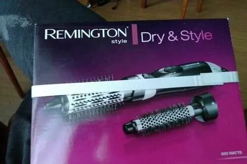 Стайлер для волос shark flexstyle hd440eu. Фен-щетка Remington 600 Вт Dry Style. Стайлер Remington с пластиковой пружиной. Фен стайлер упаковка. Стайлер Ремингтон с выдвижными.