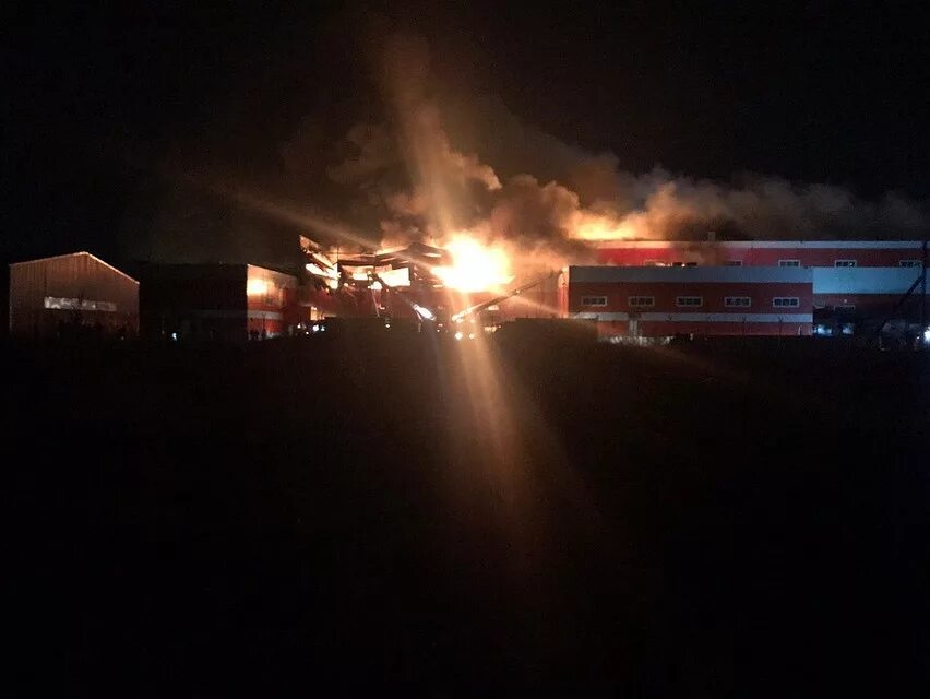 Тандер рц воронеж. Рц магнит ао тандер. Пожар в магните. Тандер омск. Магнит в провинции.