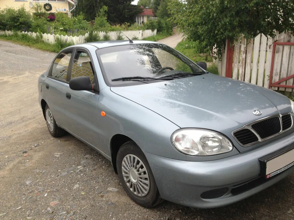 заз шанс 2011 года. заз шанс золотистый. машина заз шанс 2011. заз chance 2011. заз шанс логан 2011.