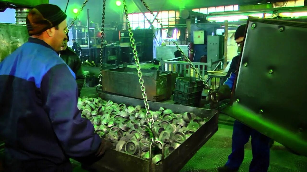 Обувная фабрика барс чистополь. Барс компания. Ооо фирма плутон г. Фардеев чистополь бетар. Чистополь.