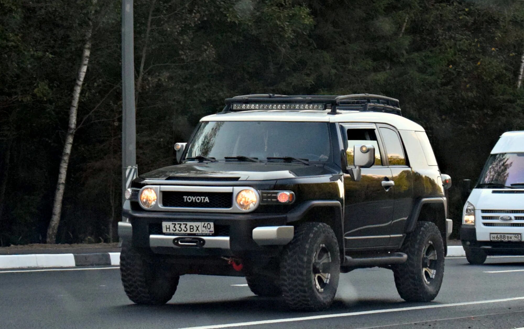 FG Cruiser. Тойота вх 40. Toyota FJ Cruiser Лебедев. Тойота Крузер зданий вид.