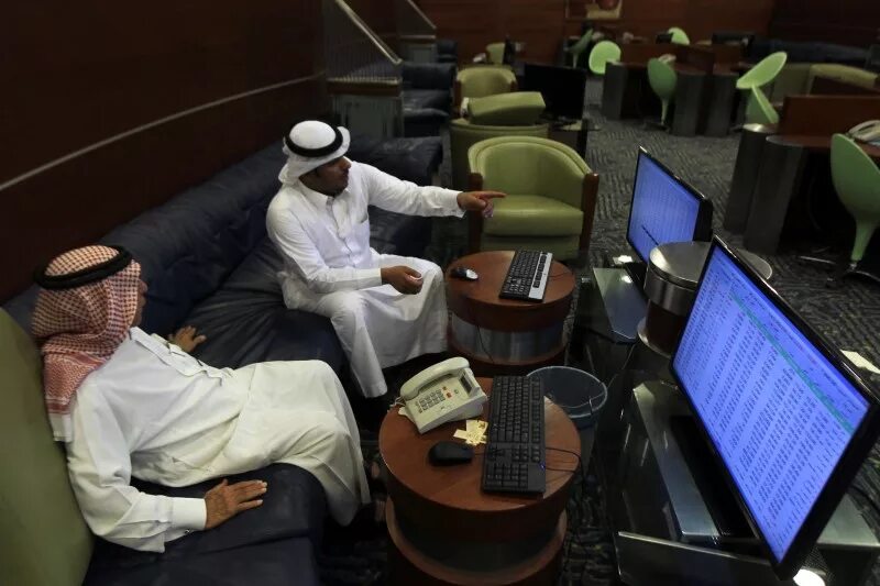 Оаэ закрывает счета. Спальное ложе принца Саудовской Аравии. Investment Banks Saudi Arabia].