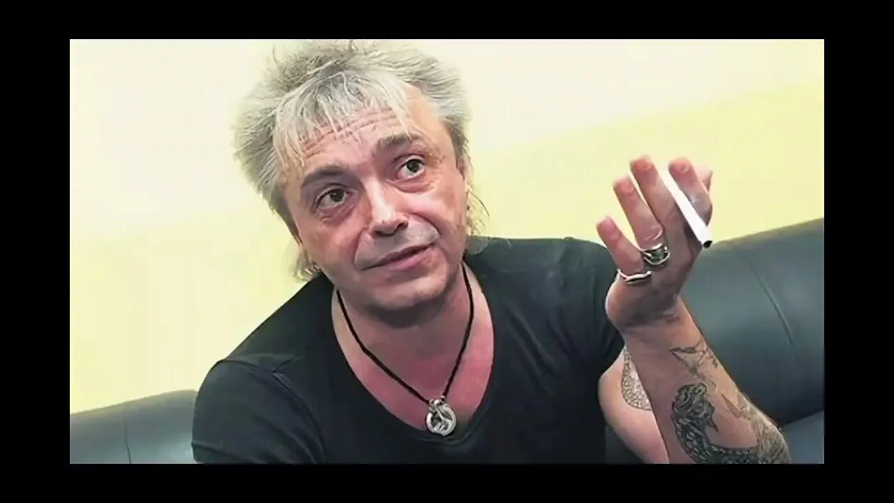Девятибально 25/17. 25 17 девятибально кинчев. Кинчев 1995. Лидер группы алиса. Кинчев 1993.
