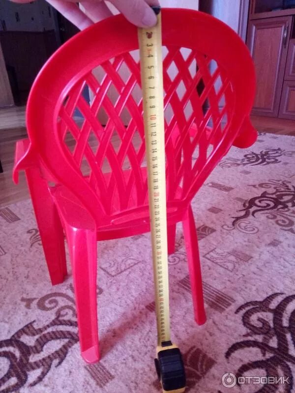 Стул для укрепления семьи. Стульчик пластиковый детский бу. Как усилить пластиковый стул. Как сделать трон на стульчик для кормления.