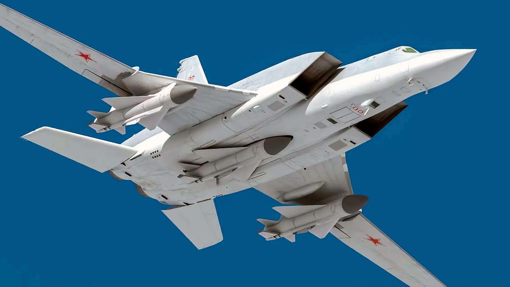 22 m 11 5. Ту-22м3. Ту-22м сверхзвуковой самолёт. Ту-22м3м кинжал. Ту-22м3 с ракетами х-32.