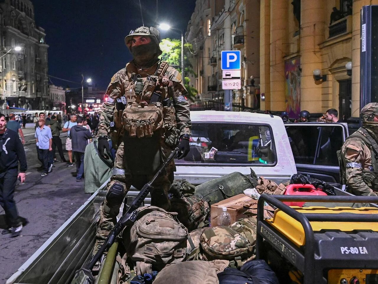 Вагнер справедливости. Чвк вагнер соледар. Вагнер мятеж пригожин. Вагнер чвк ростов 2023. Чвк вагнер бахмут.